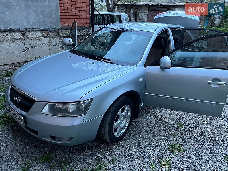 Hyundai Sonata 2005