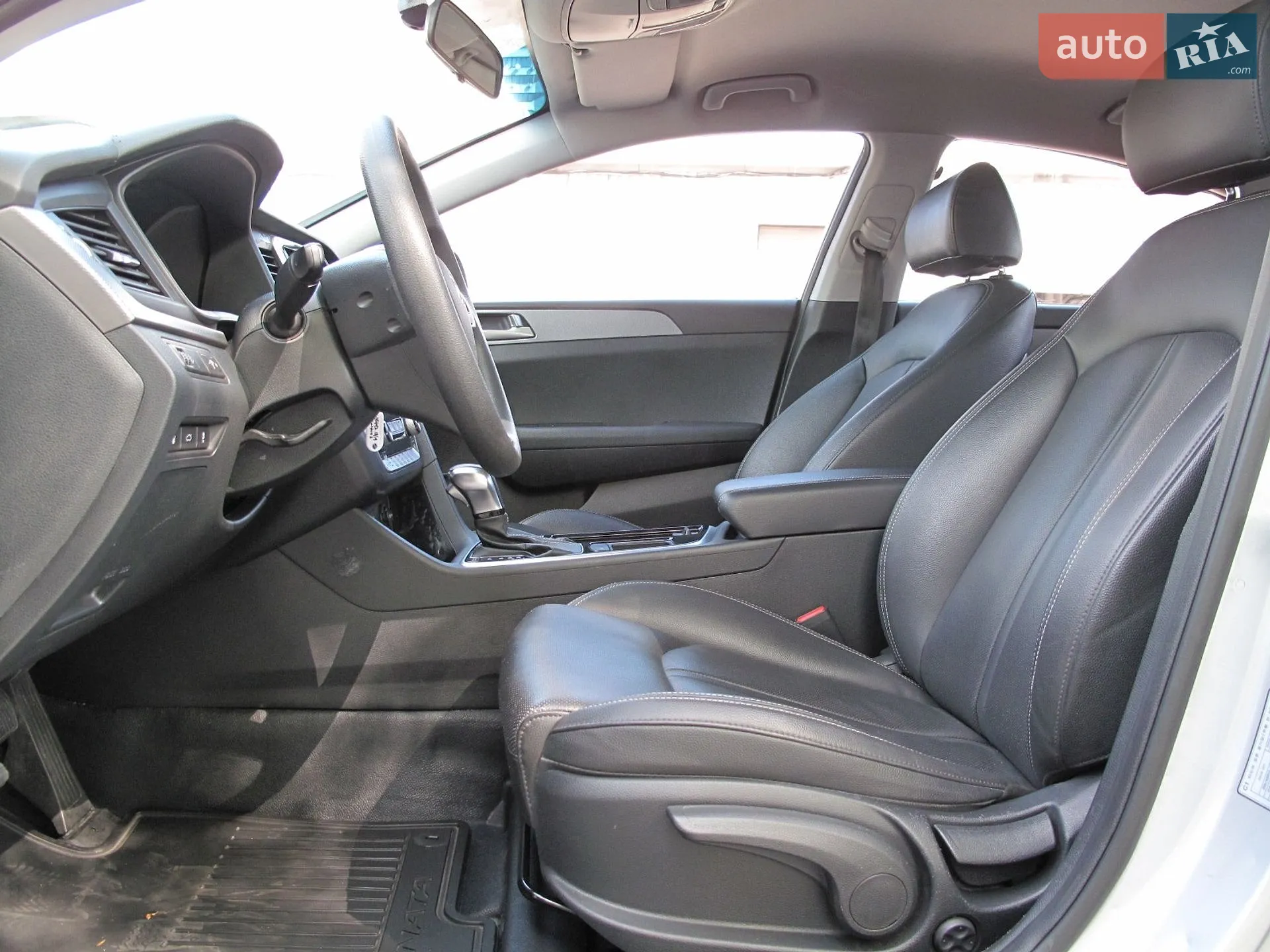 2018 Hyundai Sonata - мініатюра 17