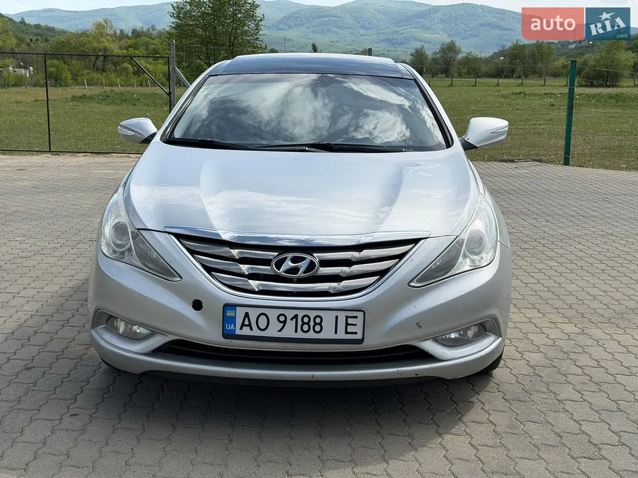 2010 Hyundai Sonata - мініатюра 9