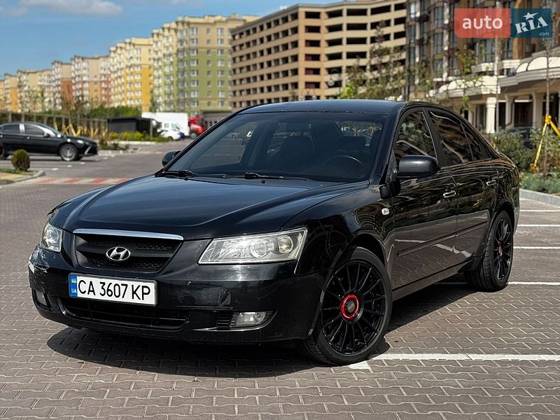 Седан Hyundai Sonata 2006 в Киеве