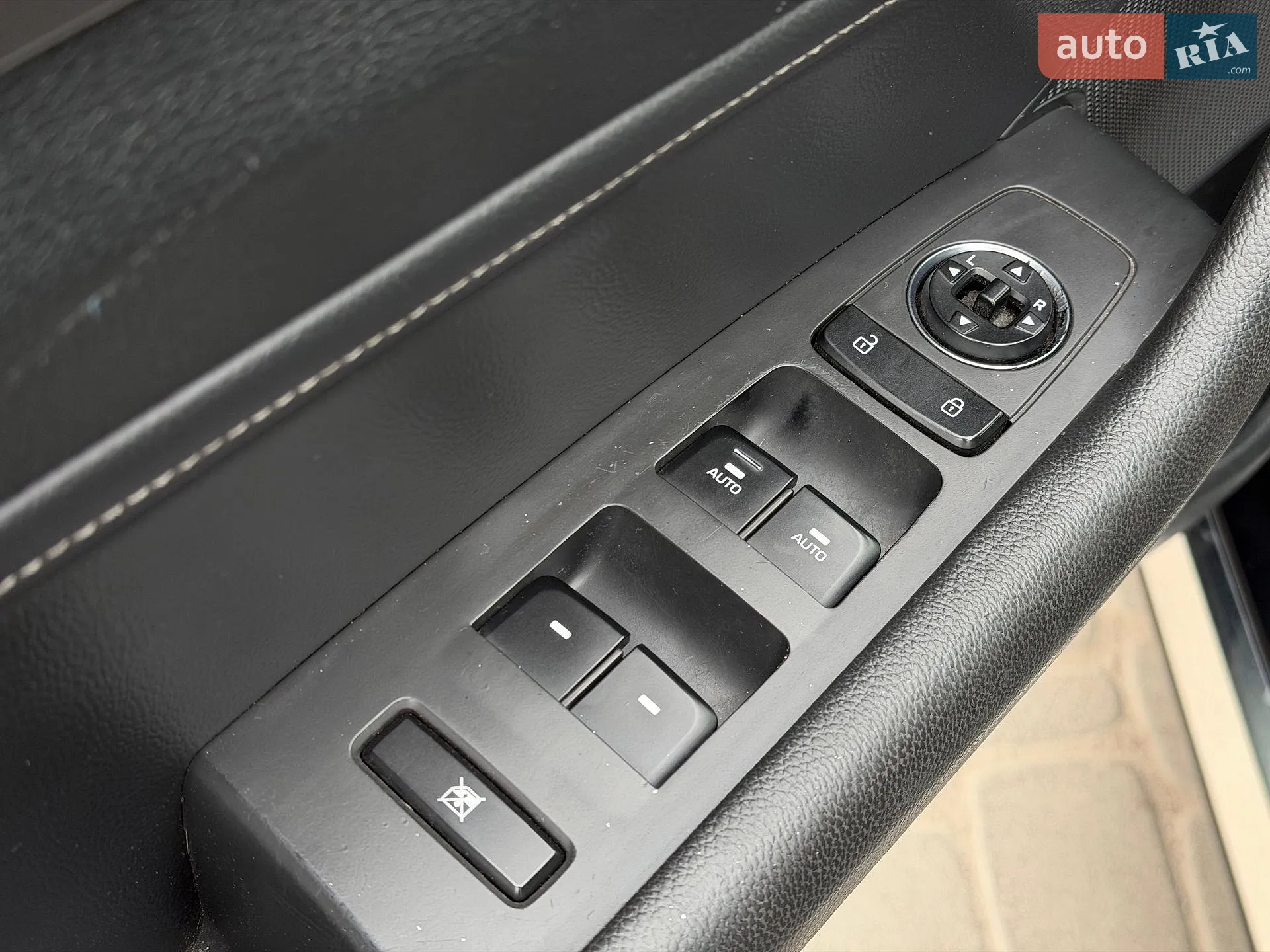 2014 Hyundai Sonata - мініатюра 41