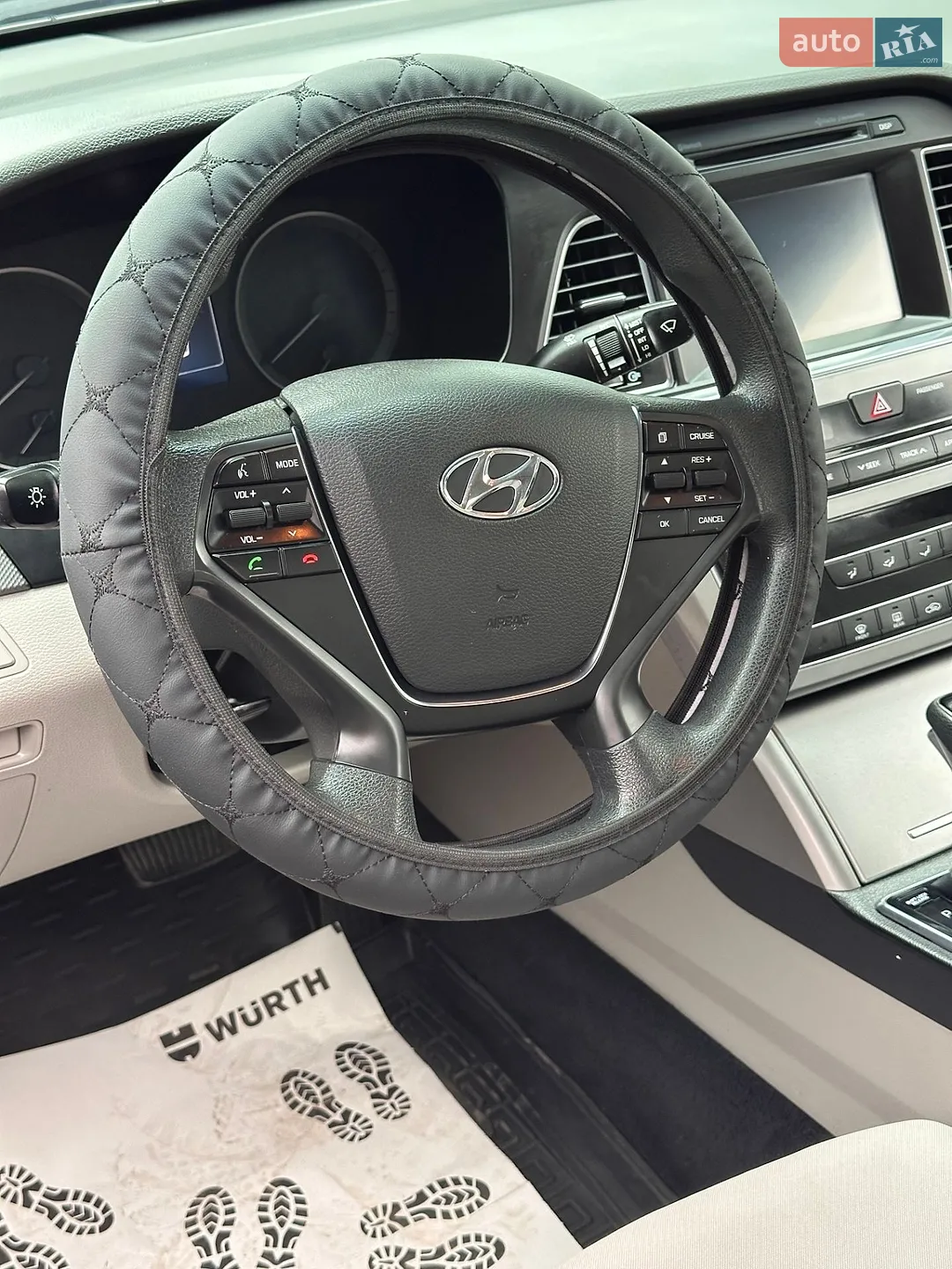 2015 Hyundai Sonata - мініатюра 16