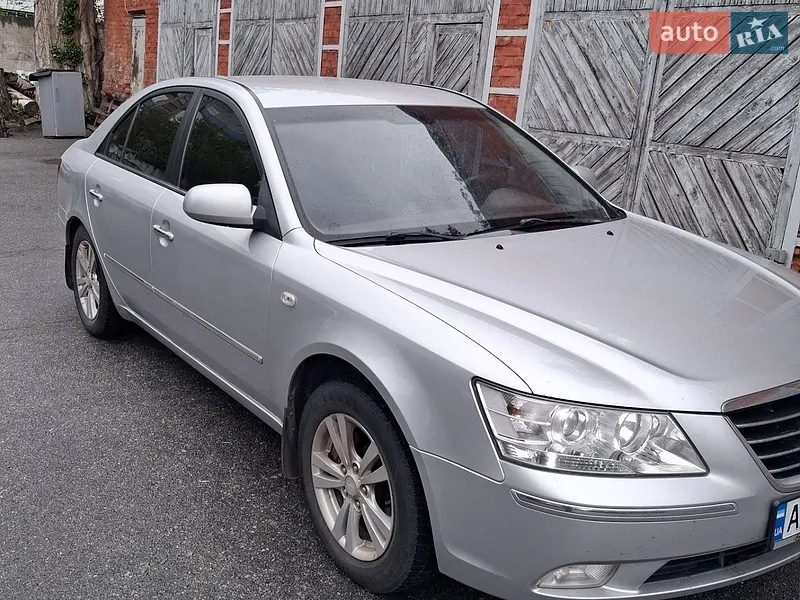 Hyundai Sonata 2009