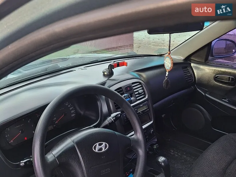 Hyundai Sonata 2003