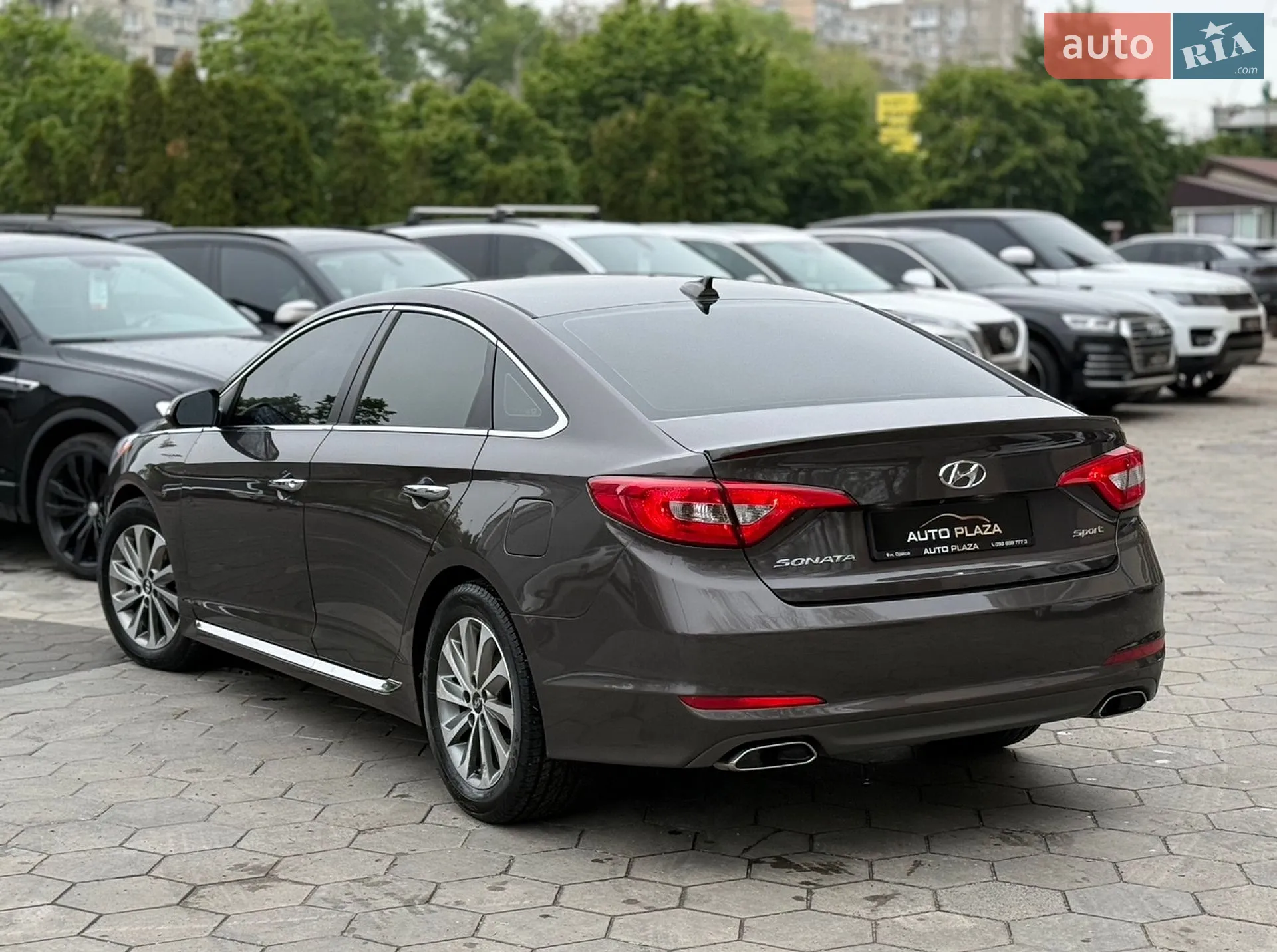 2016 Hyundai Sonata - мініатюра 32