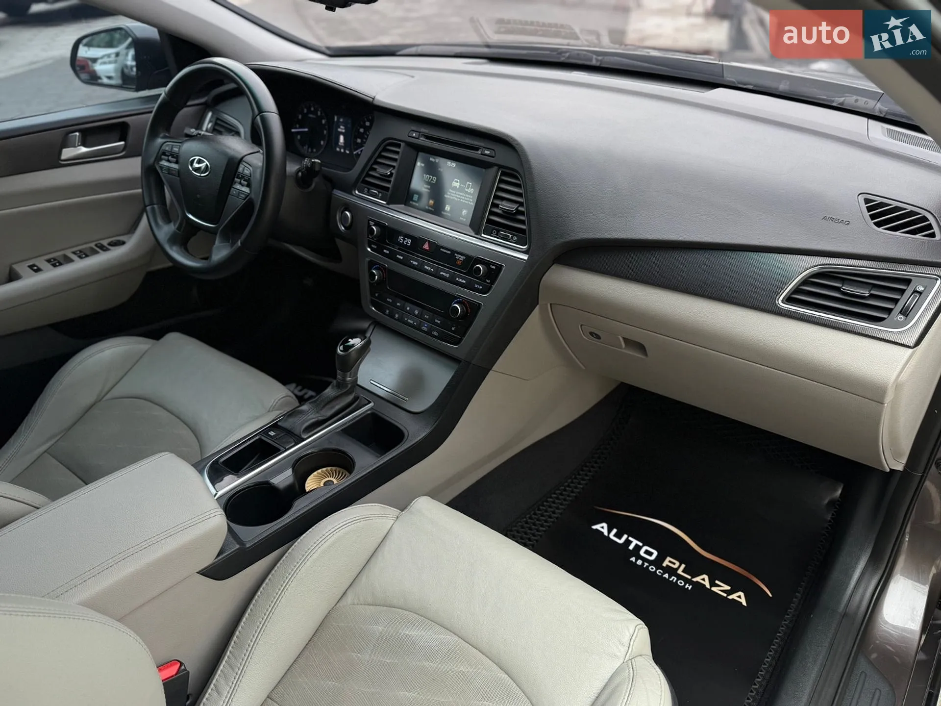 2016 Hyundai Sonata - мініатюра 42