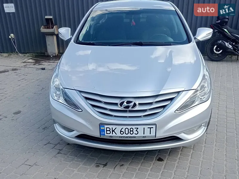 Hyundai Sonata 2012