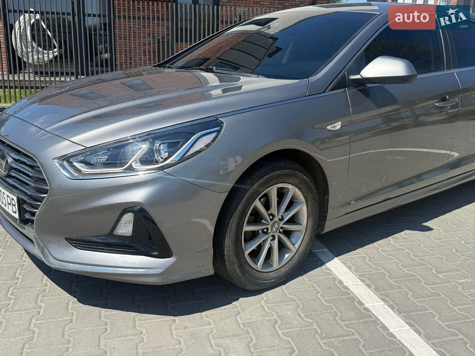 2017 Hyundai Sonata - мініатюра 13