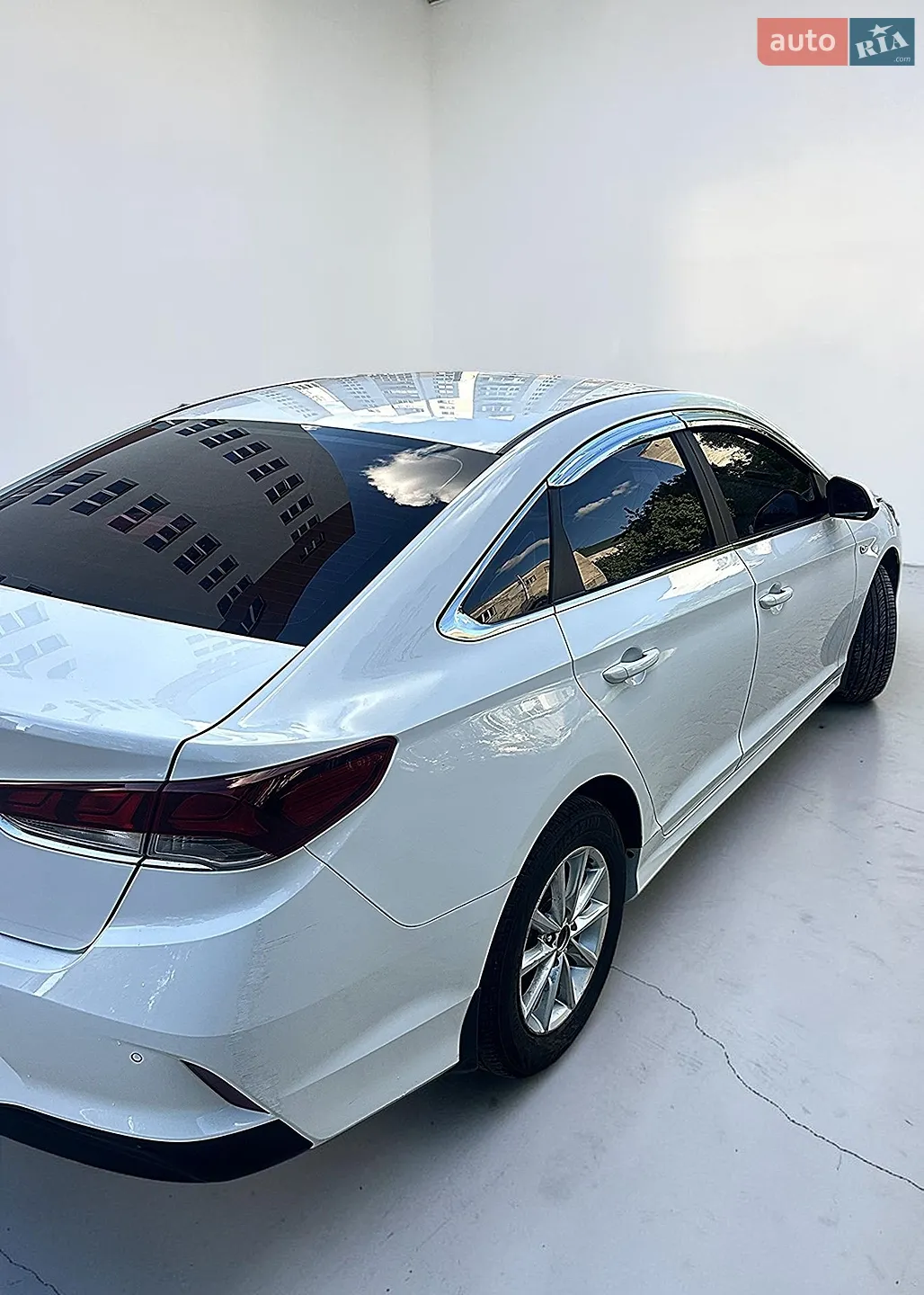 2017 Hyundai Sonata - мініатюра 8