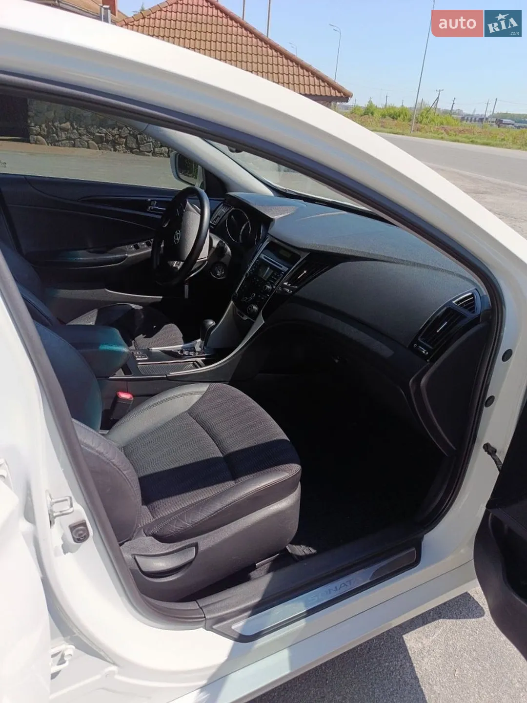 2011 Hyundai Sonata - мініатюра 11