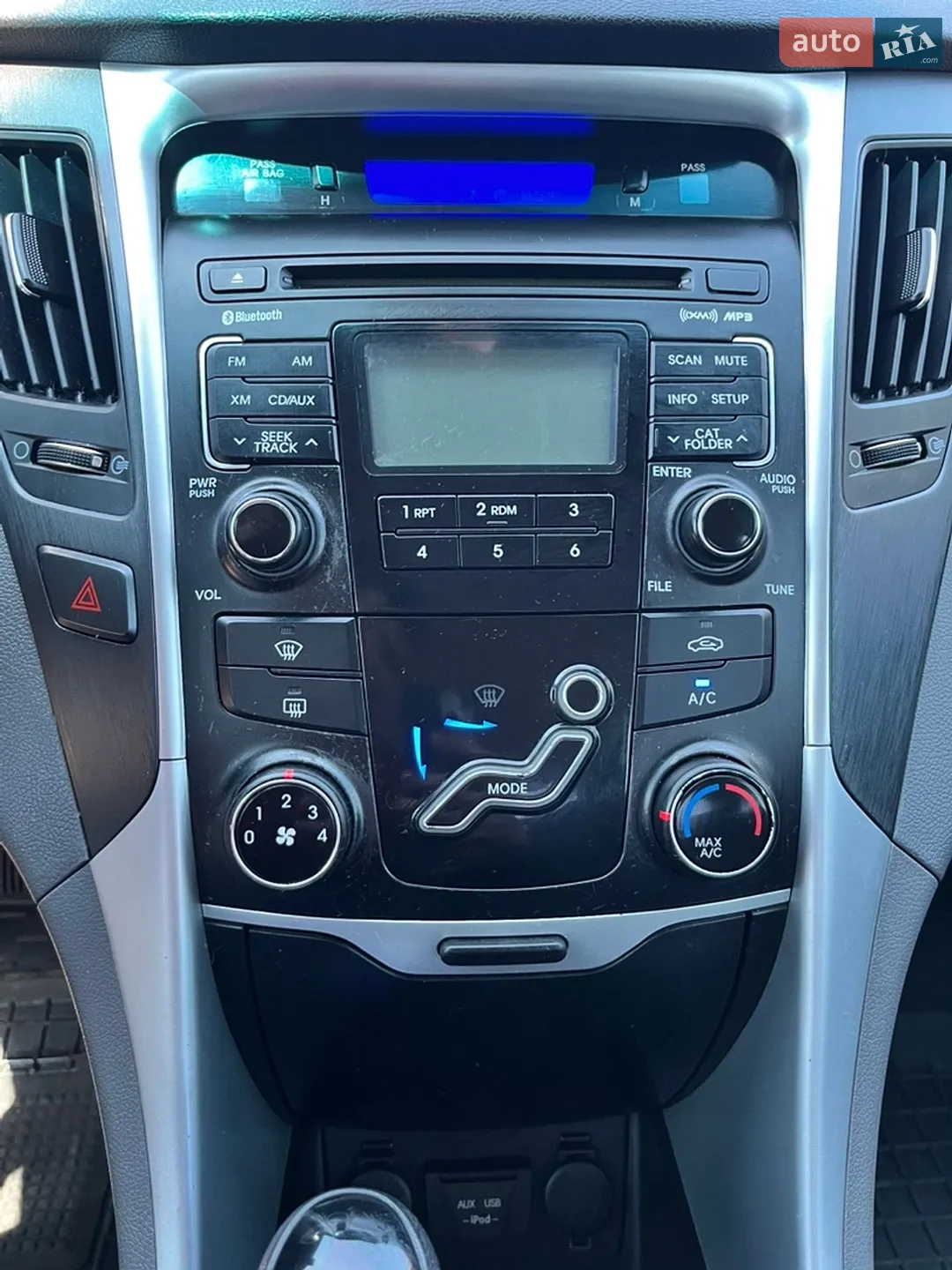 2010 Hyundai Sonata - мініатюра 22