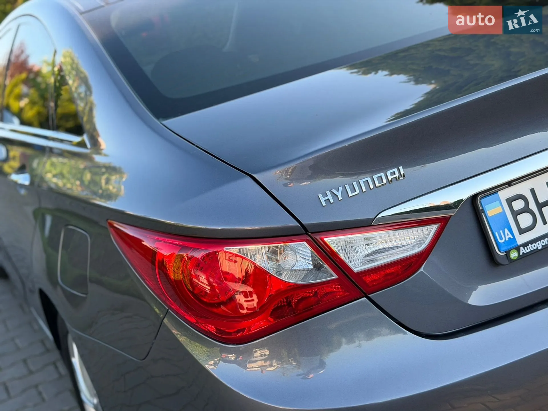 2010 Hyundai Sonata - мініатюра 20