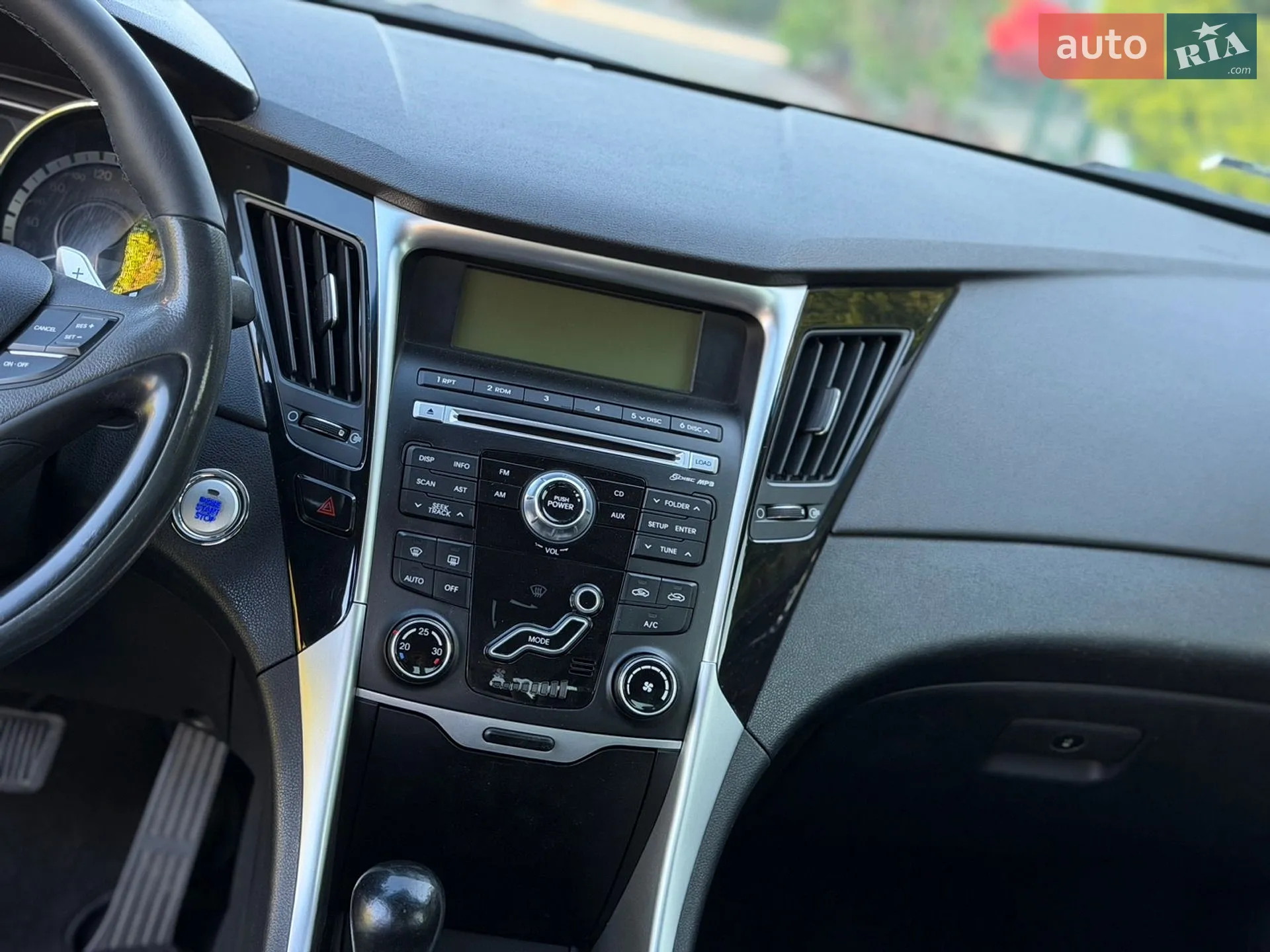 2010 Hyundai Sonata - мініатюра 30