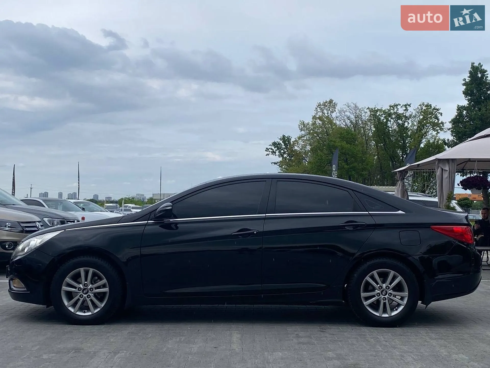 2011 Hyundai Sonata - мініатюра 17