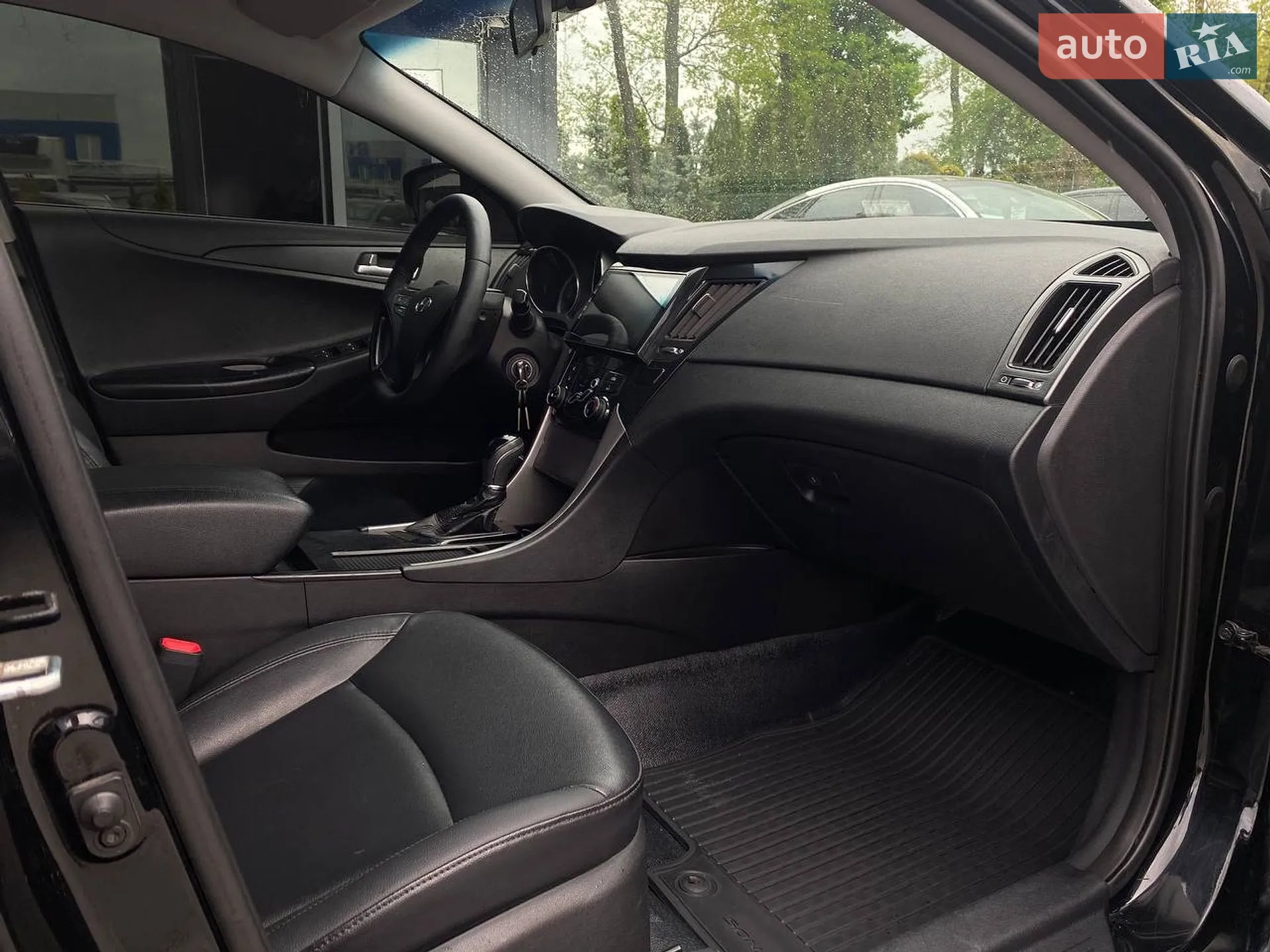2011 Hyundai Sonata - мініатюра 24