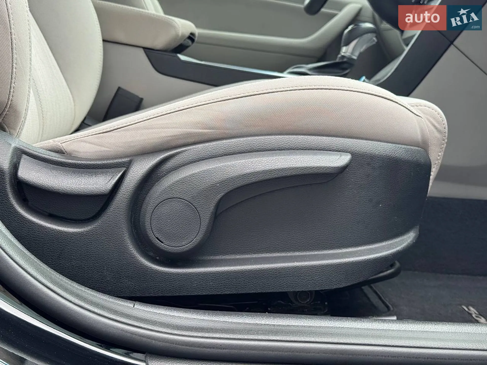 2016 Hyundai Sonata - мініатюра 74