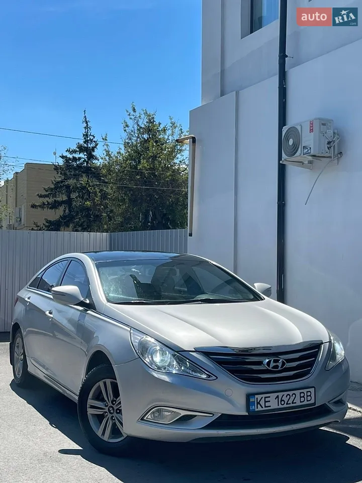 2013 Hyundai Sonata - мініатюра 22