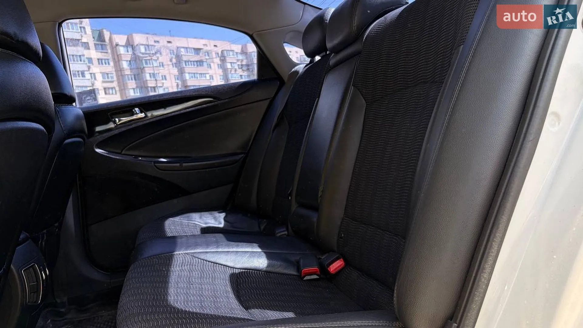 2011 Hyundai Sonata - мініатюра 10