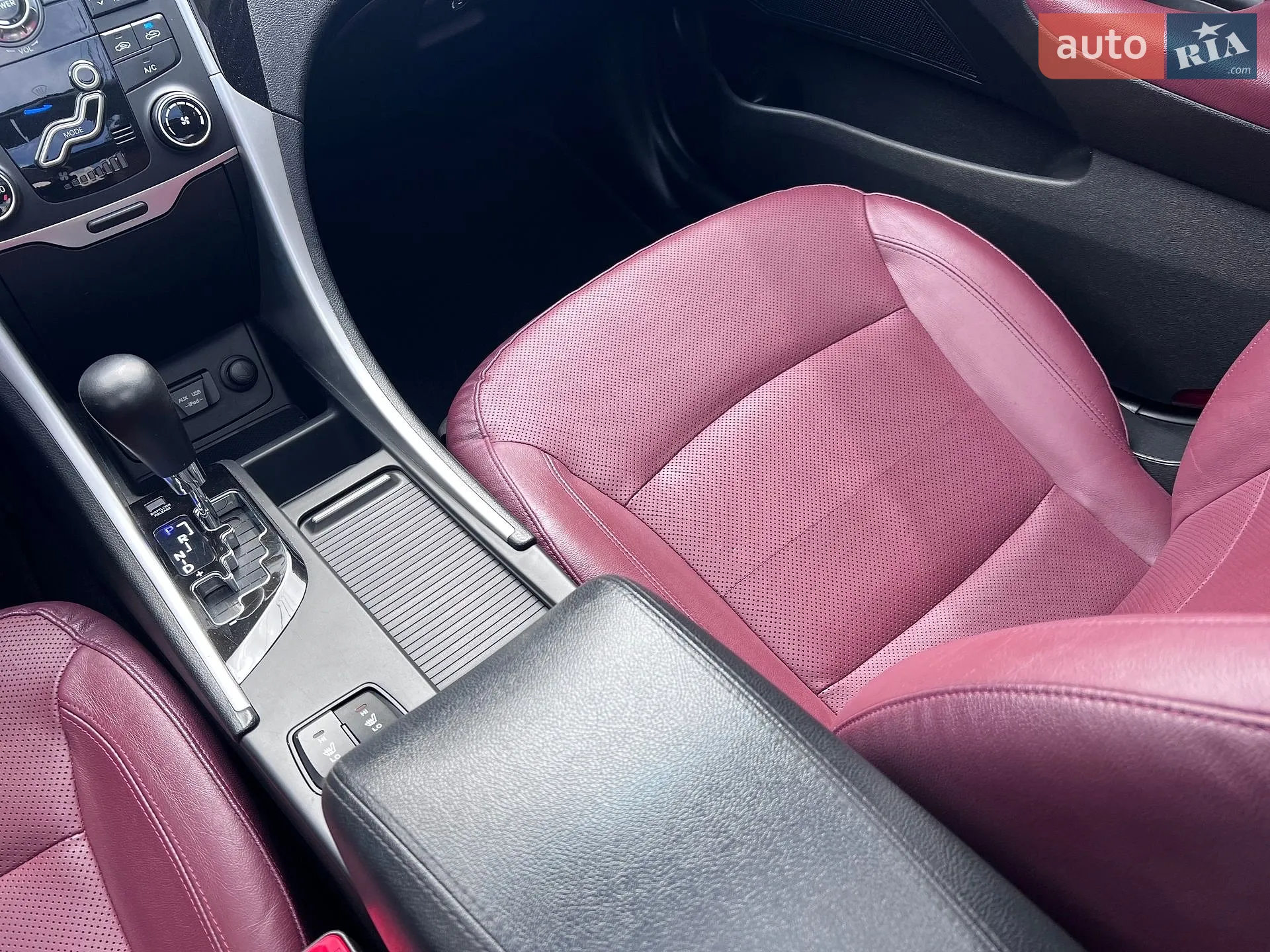 2011 Hyundai Sonata - мініатюра 37