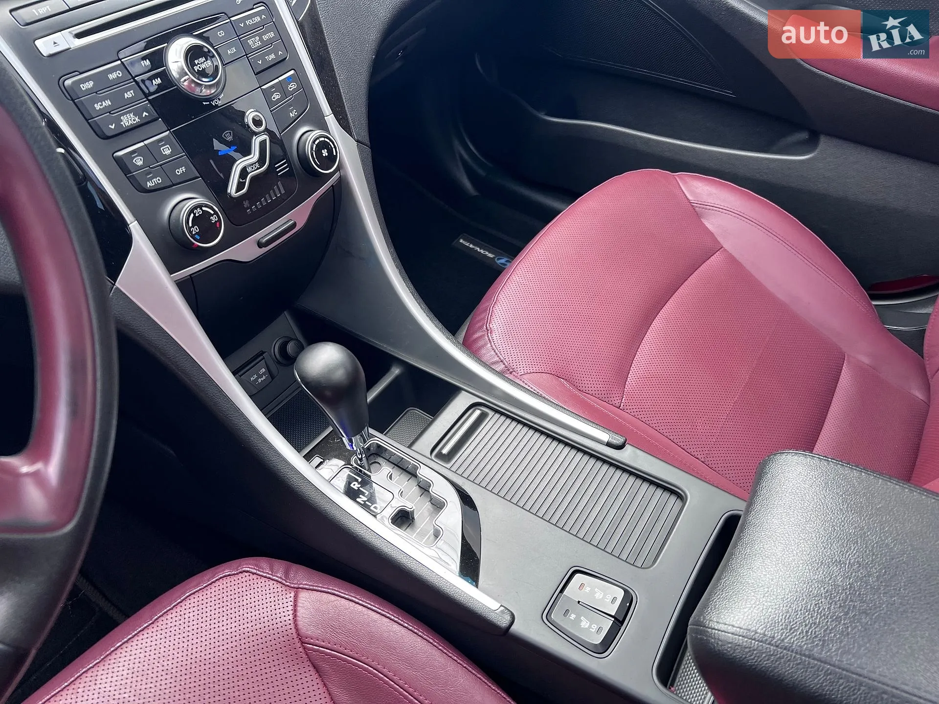 2011 Hyundai Sonata - мініатюра 39