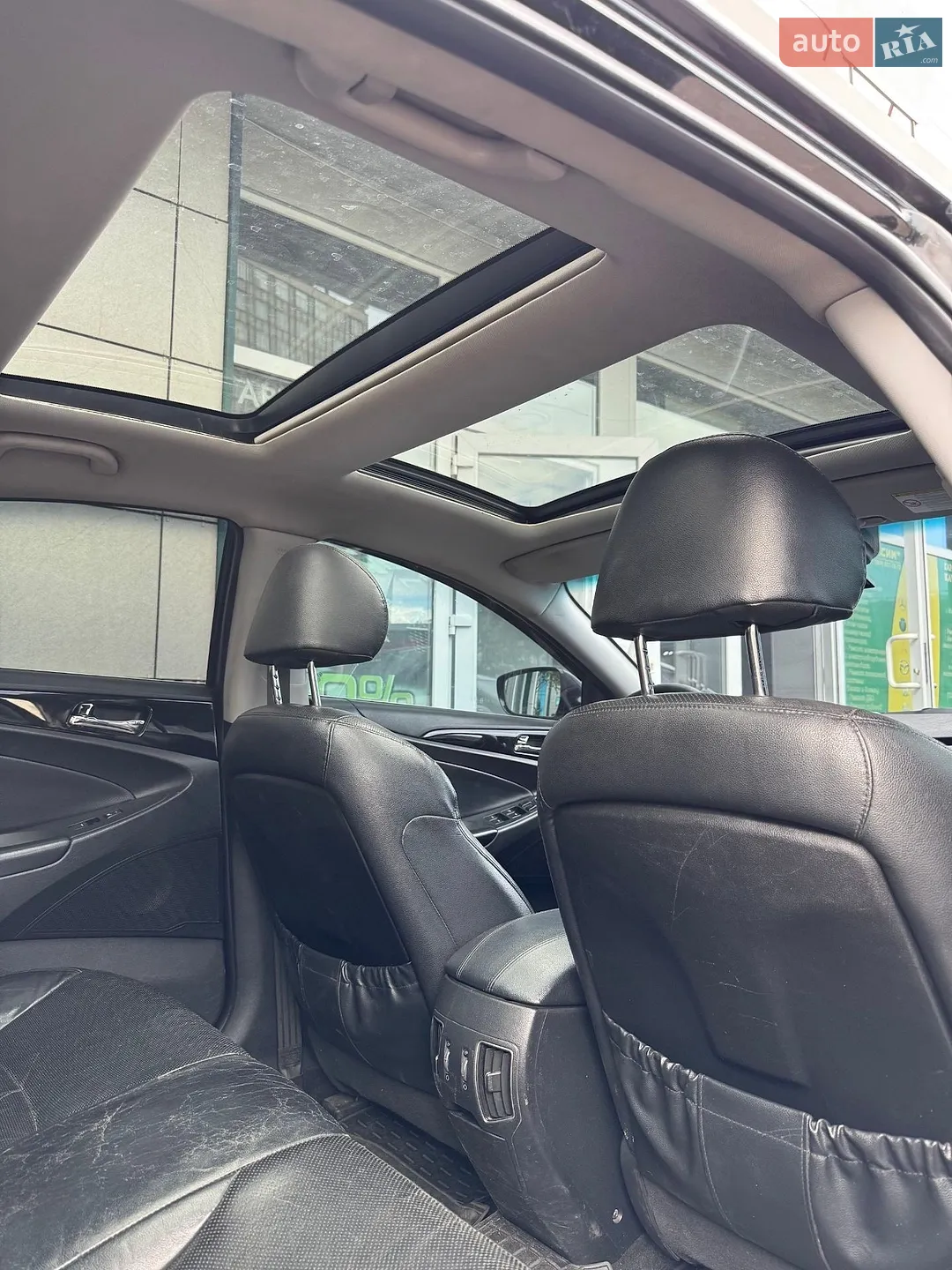 2010 Hyundai Sonata - мініатюра 15
