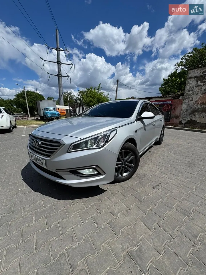 2016 Hyundai Sonata - мініатюра 16