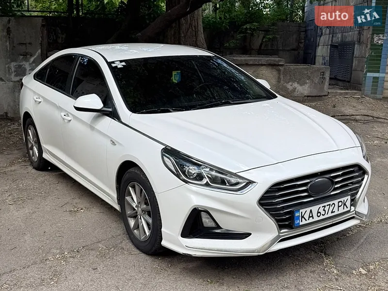 Hyundai Sonata