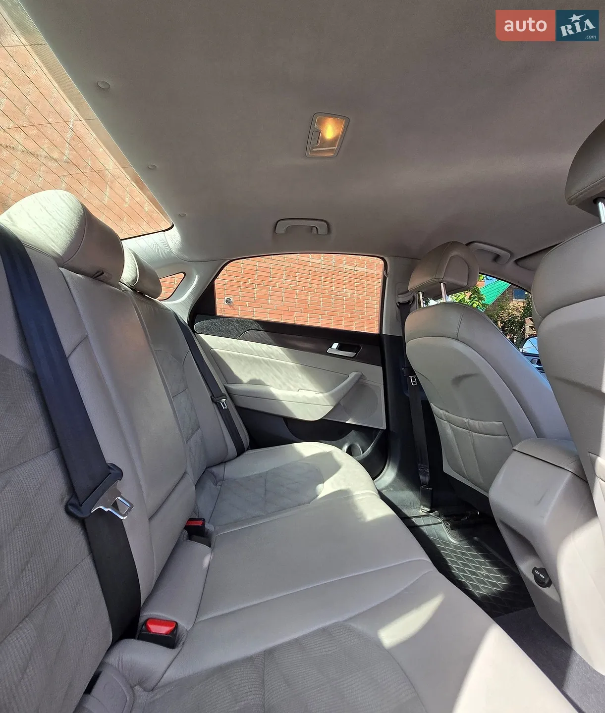 2014 Hyundai Sonata - мініатюра 19