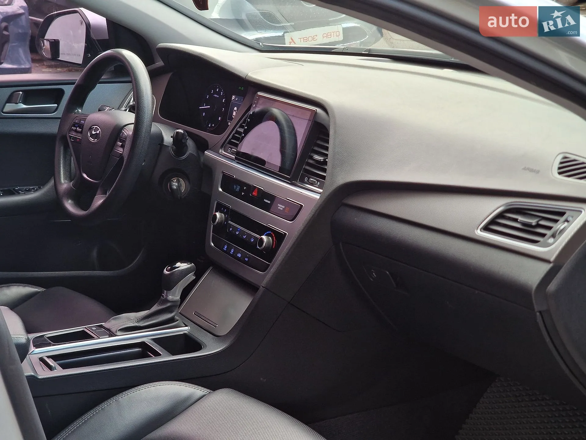 2016 Hyundai Sonata - мініатюра 48