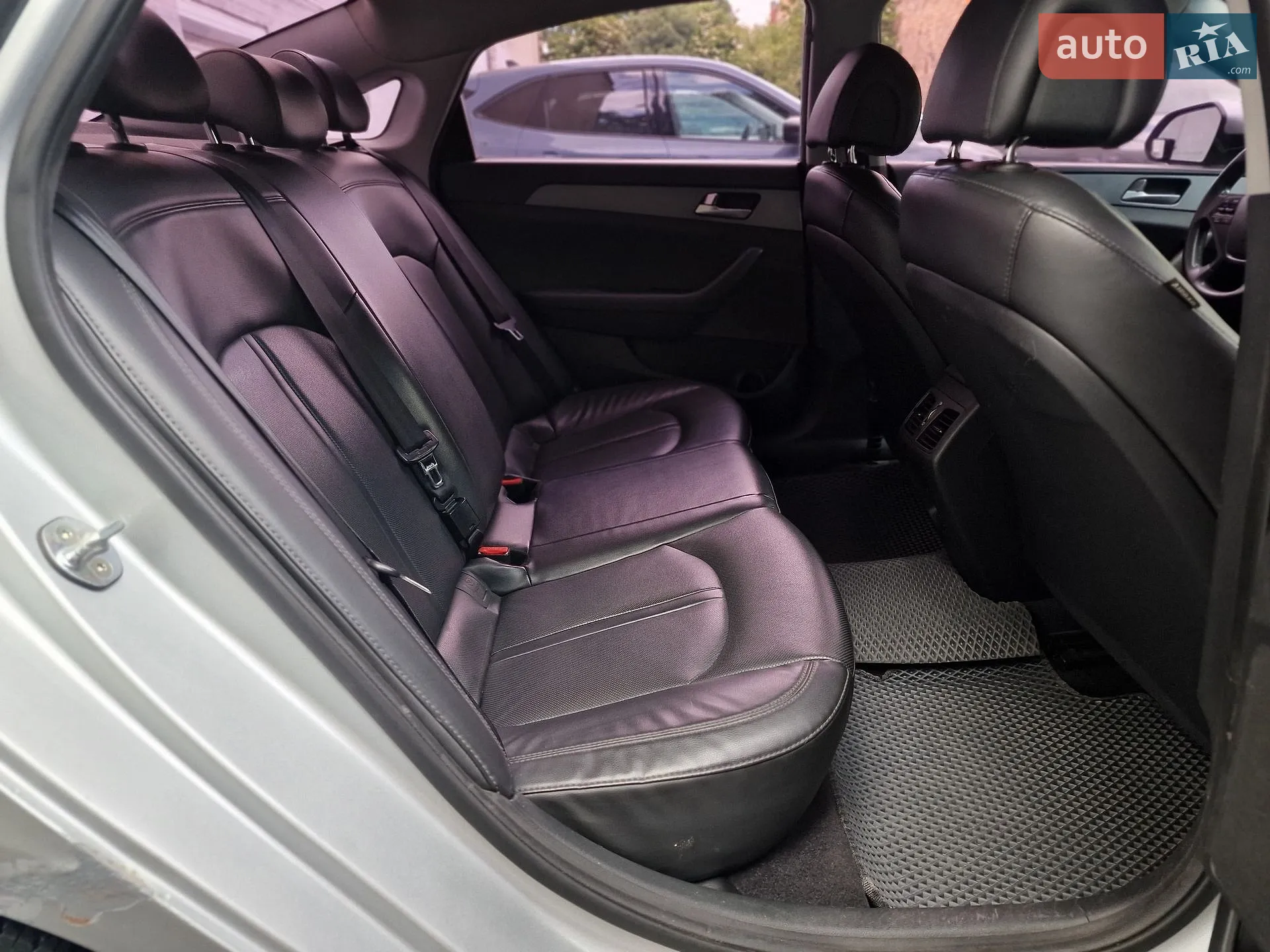 2016 Hyundai Sonata - мініатюра 51