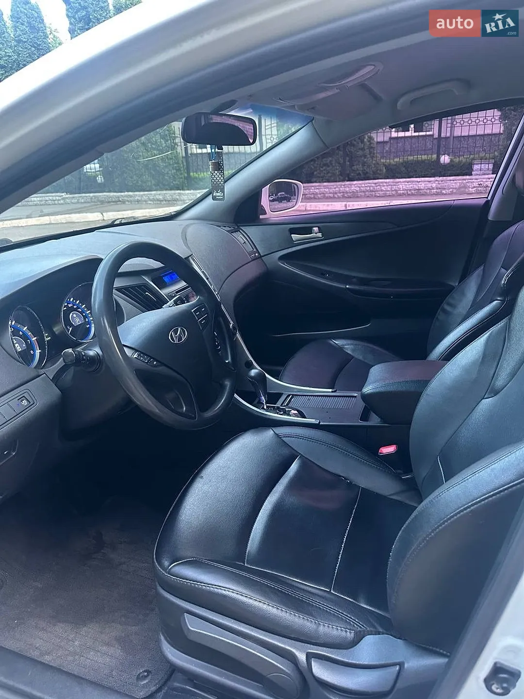 2011 Hyundai Sonata - мініатюра 13