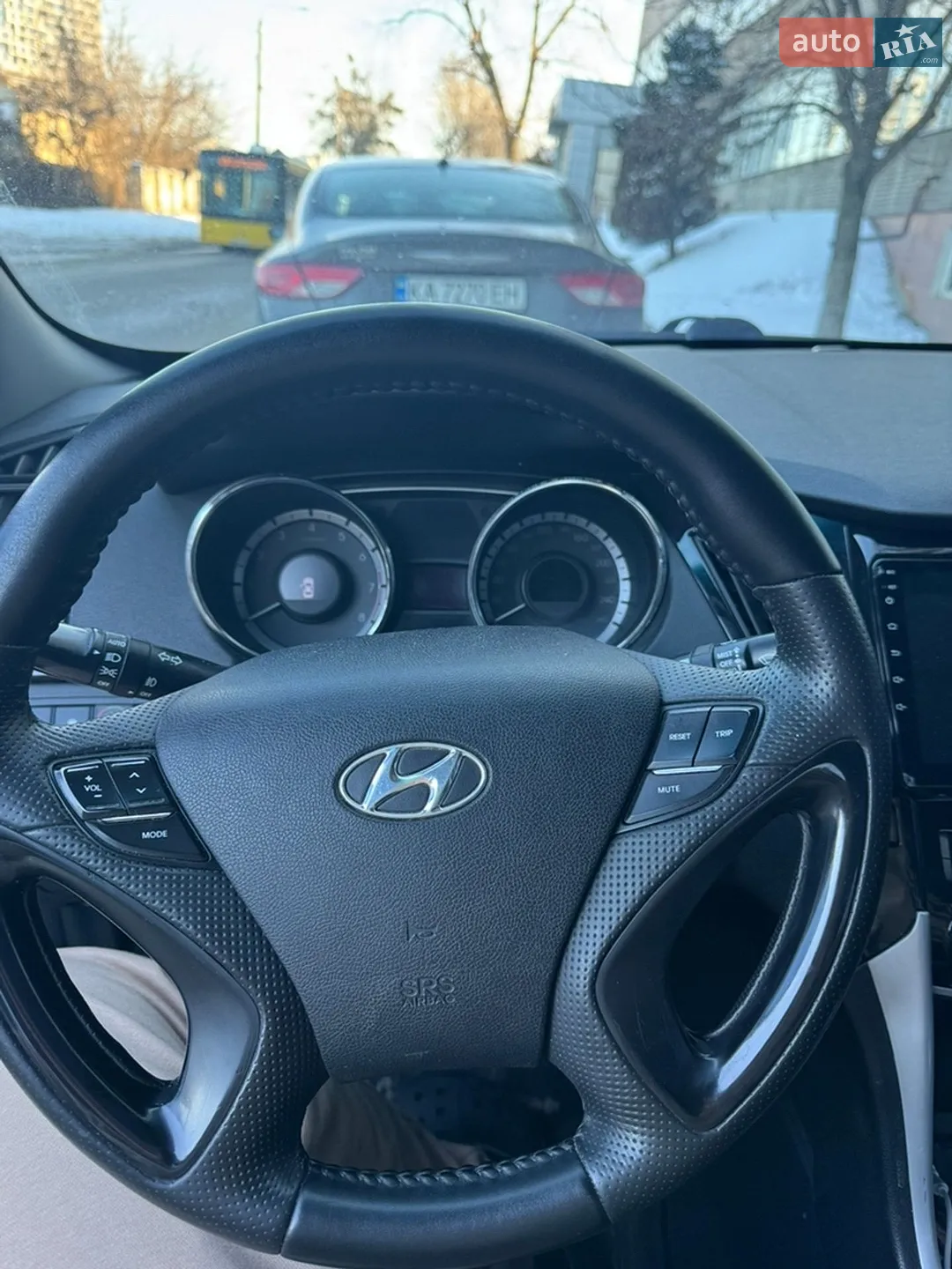 2010 Hyundai Sonata - мініатюра 7