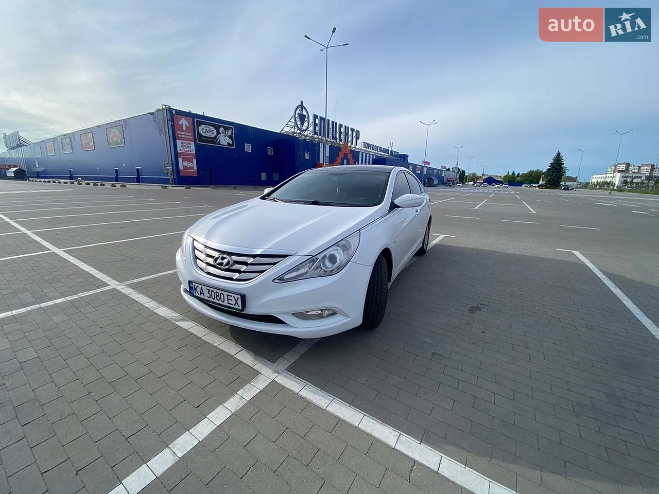 2010 Hyundai Sonata - мініатюра 27