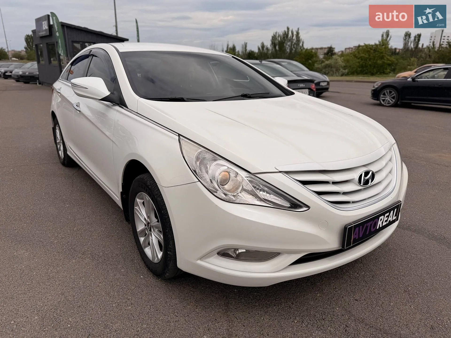 2012 Hyundai Sonata - мініатюра 16