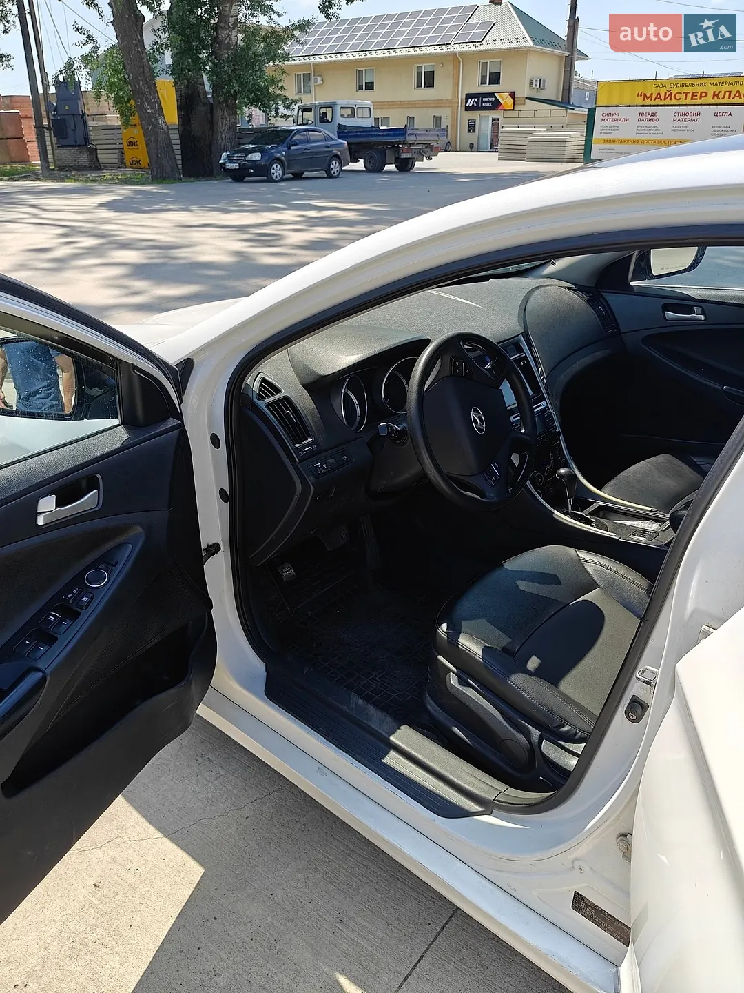 2010 Hyundai Sonata - мініатюра 10