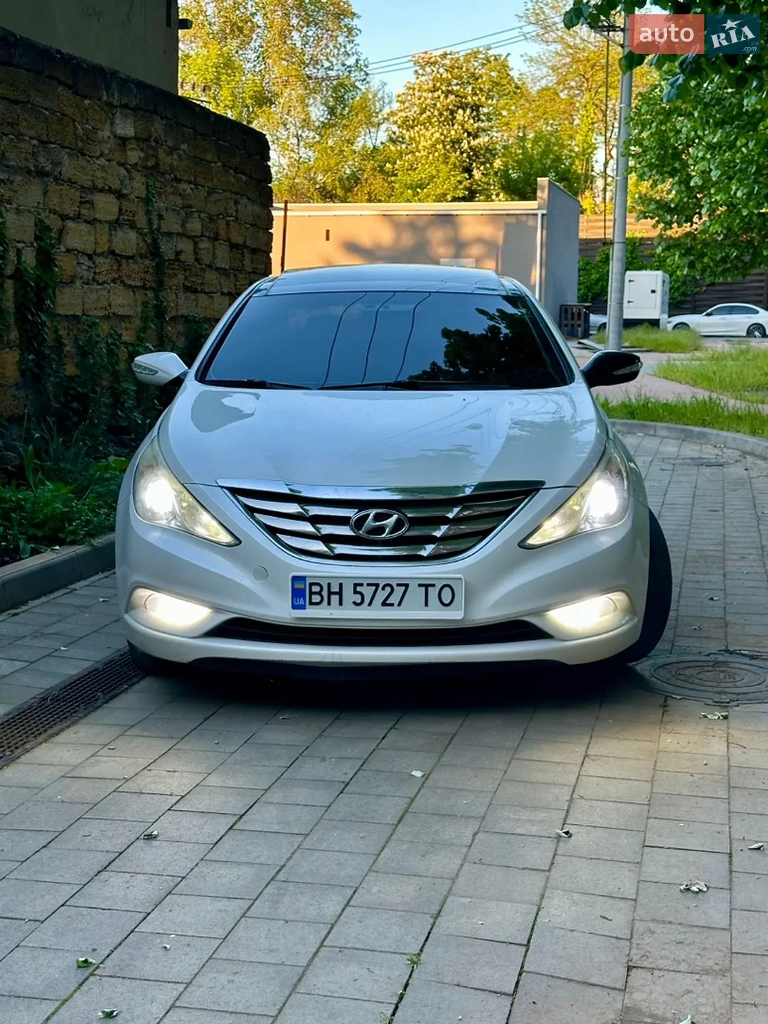 2011 Hyundai Sonata - мініатюра 16