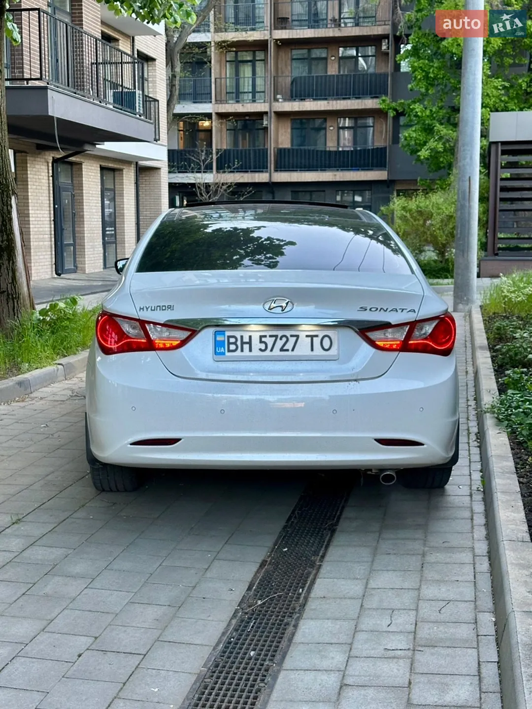 2011 Hyundai Sonata - мініатюра 12