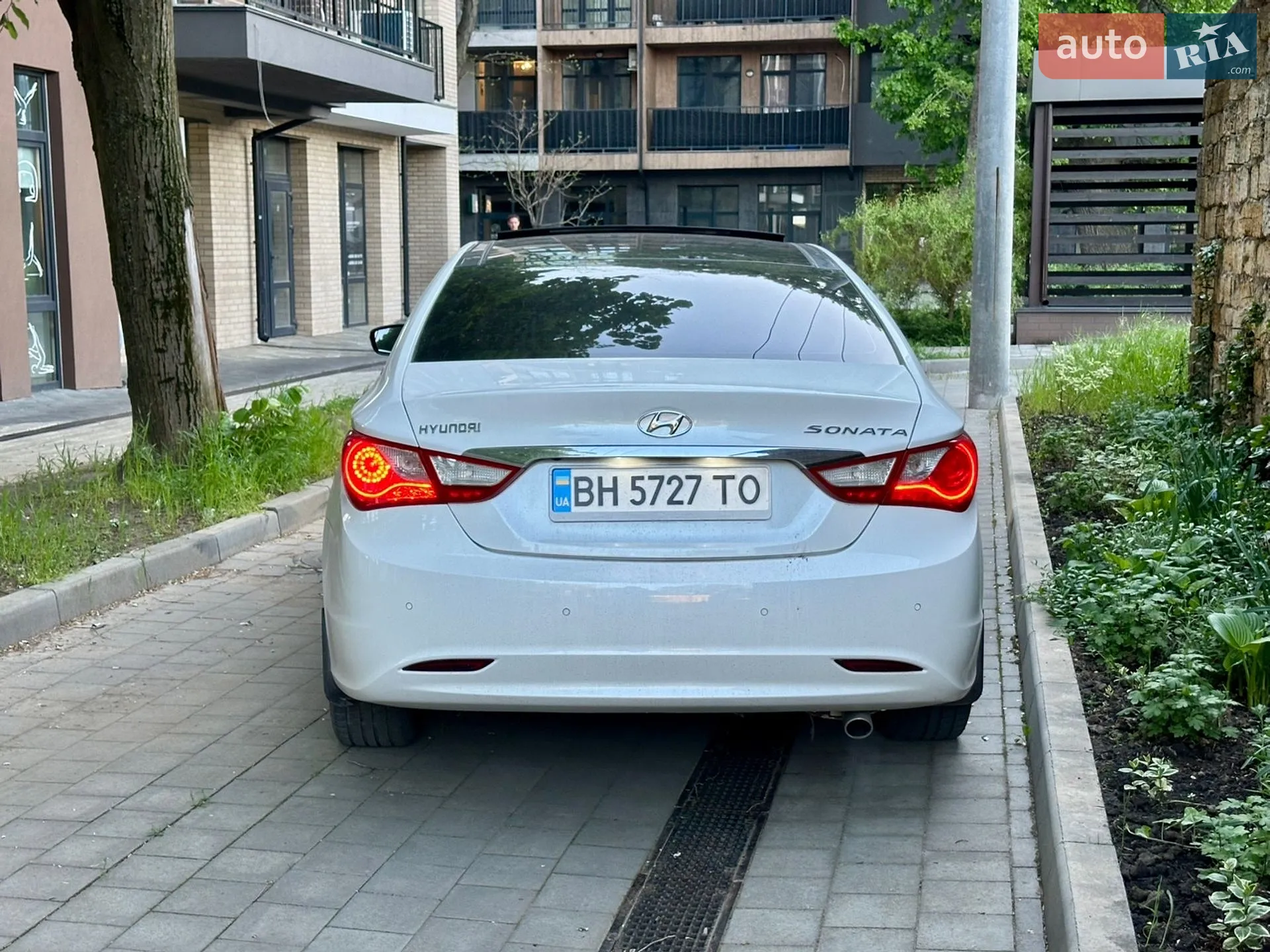 2011 Hyundai Sonata - мініатюра 15