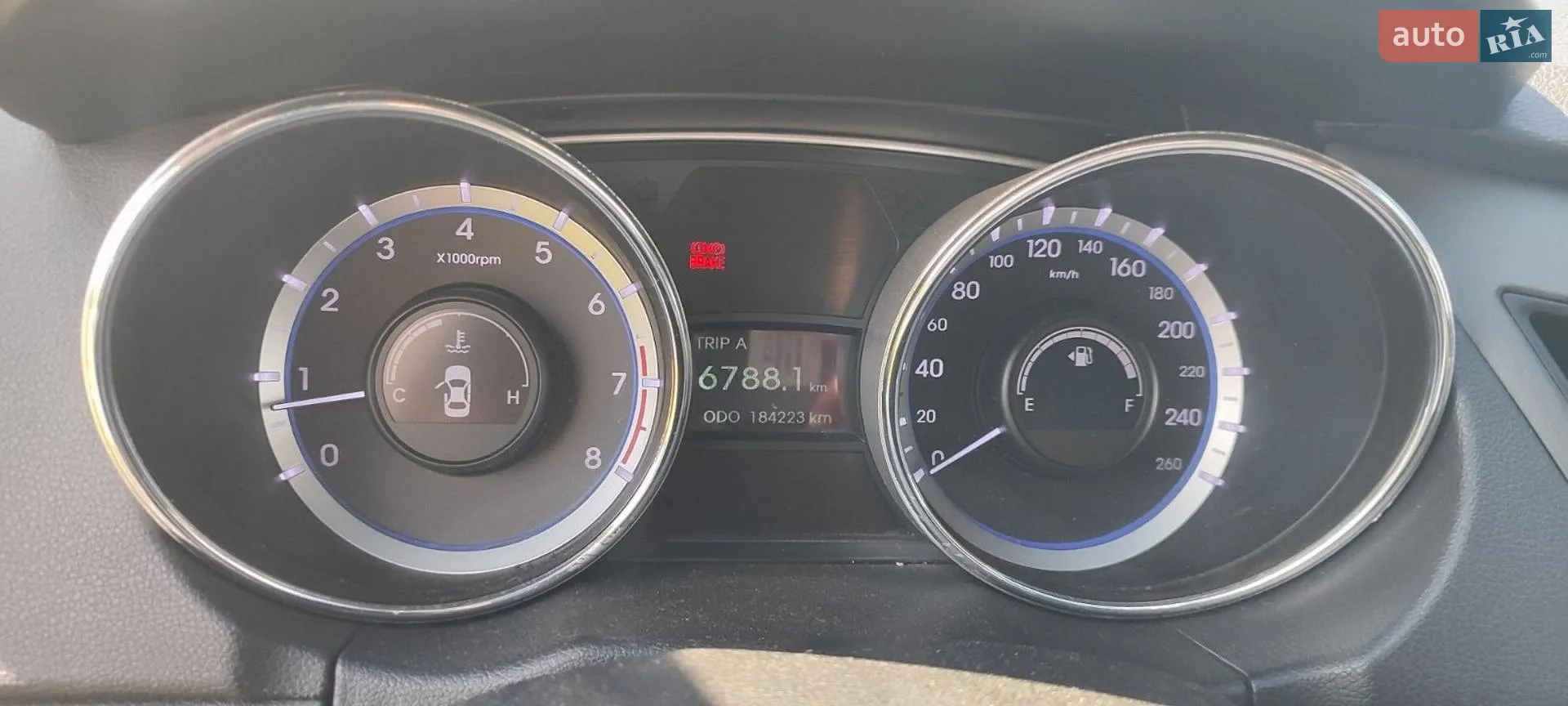 2010 Hyundai Sonata - мініатюра 17