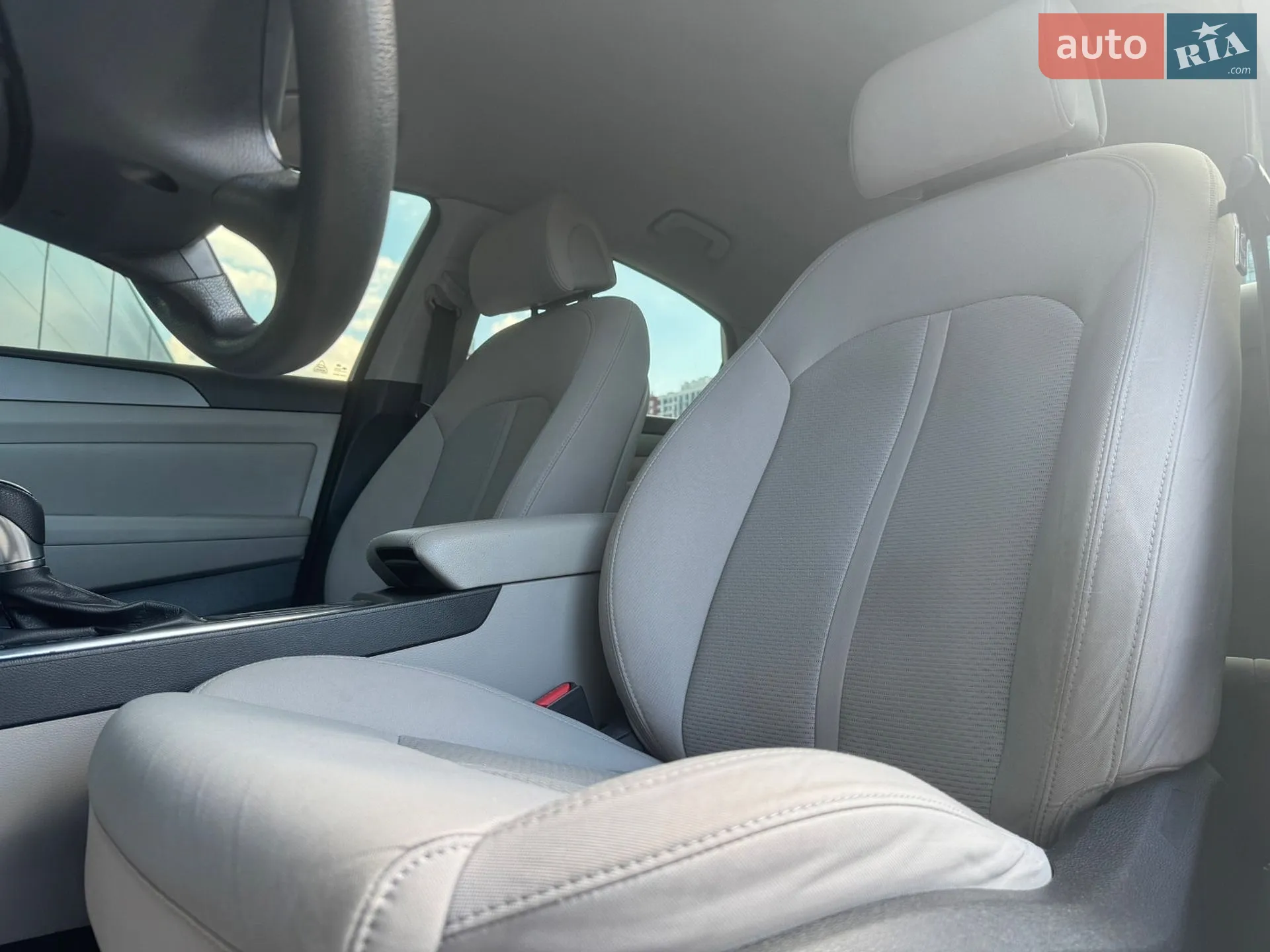 2015 Hyundai Sonata - мініатюра 22