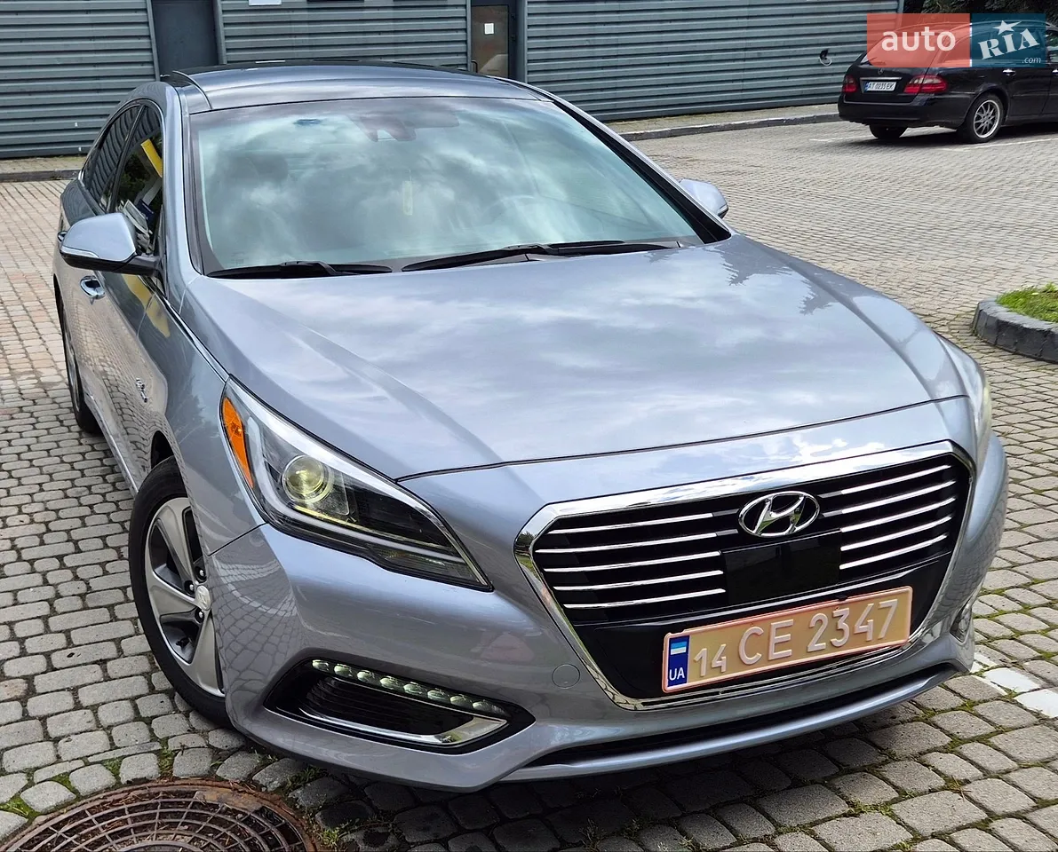 2016 Hyundai Sonata - мініатюра 27