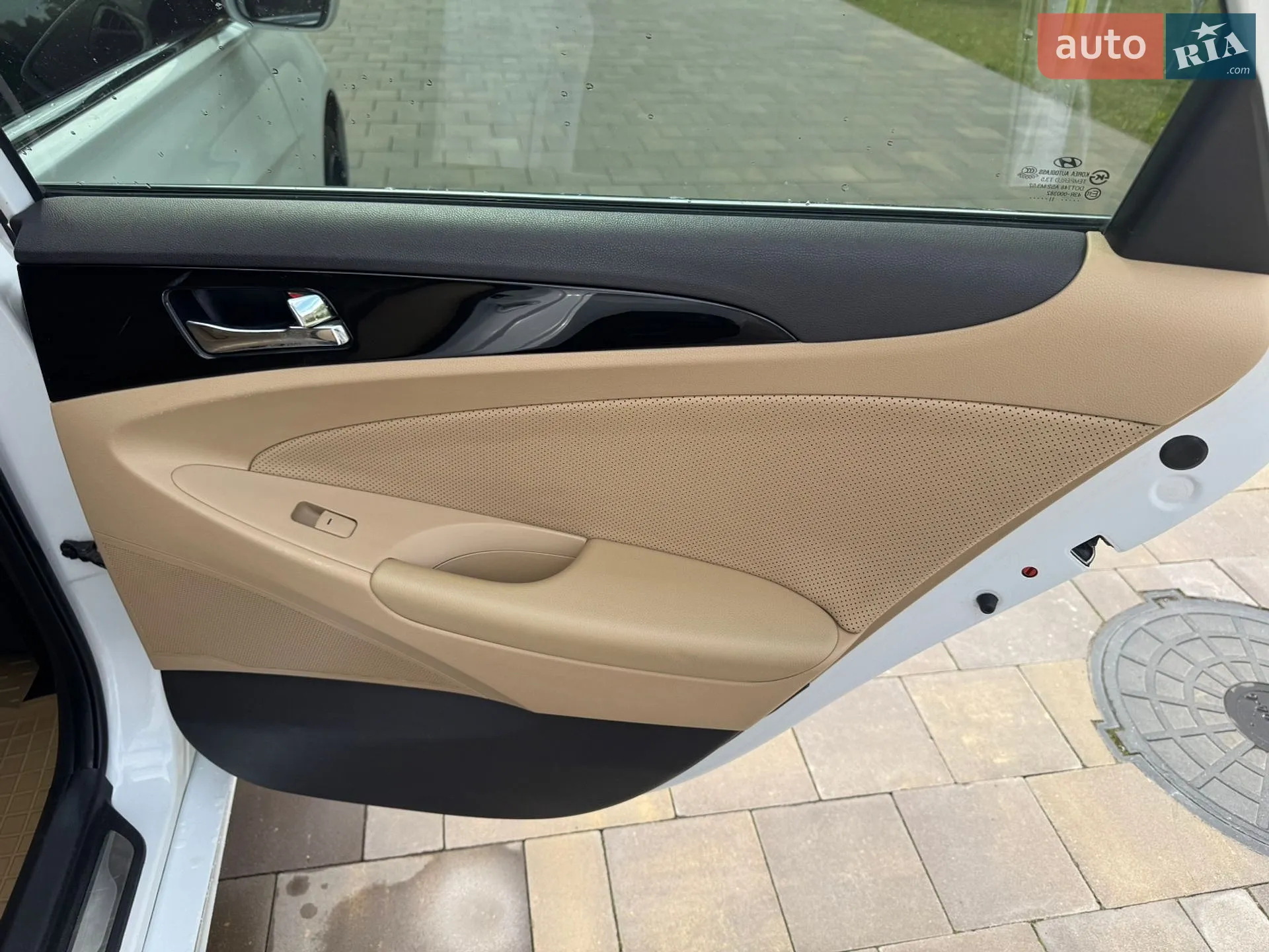 2011 Hyundai Sonata - мініатюра 40