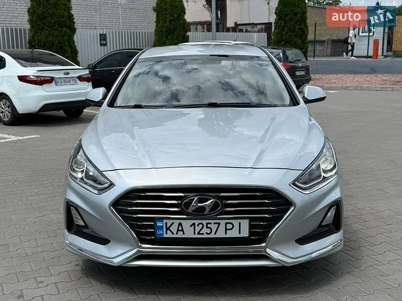 Hyundai Sonata 2018 VIN 5NPE24AF7JH703822 фото оголошення 18 з 63