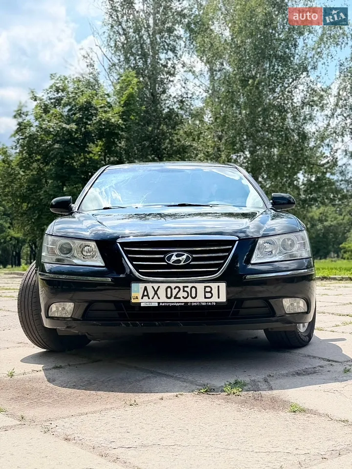 2010 Hyundai Sonata - мініатюра 17