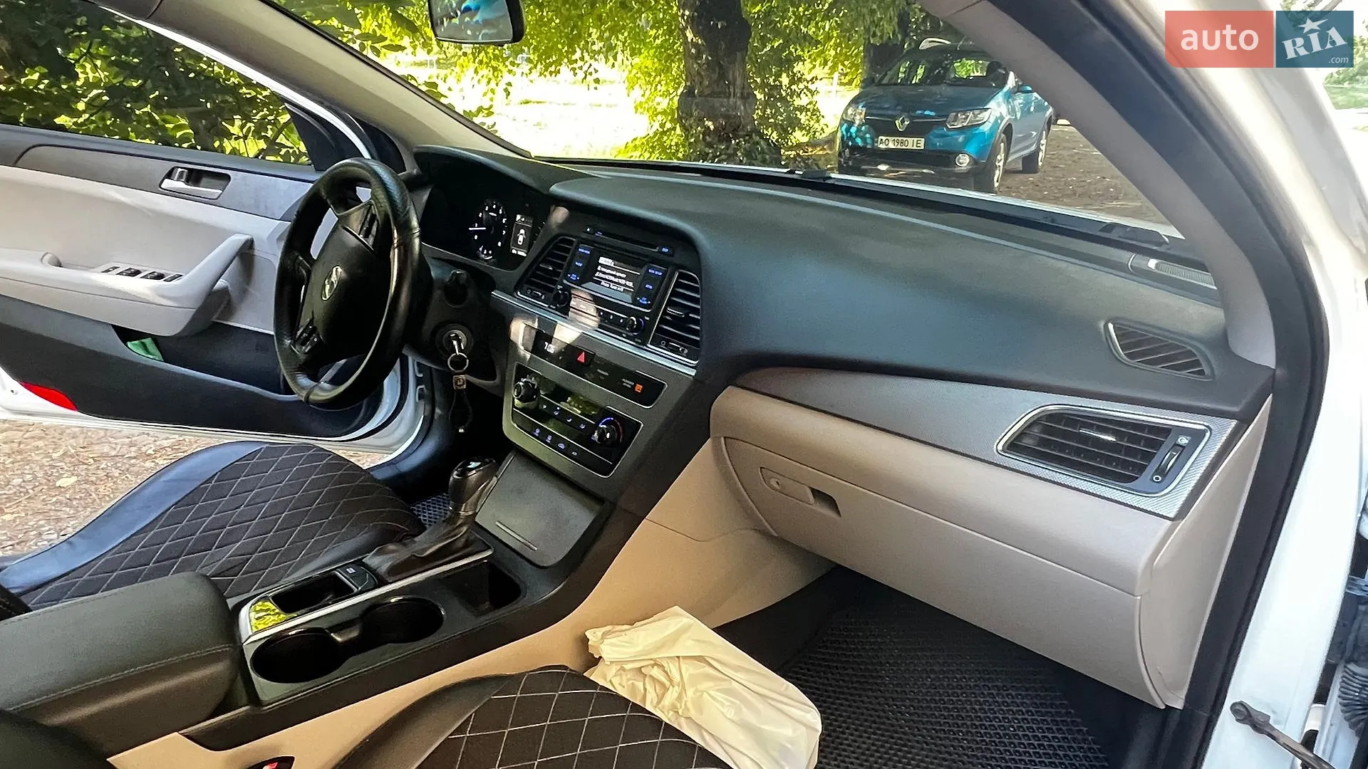 2016 Hyundai Sonata - мініатюра 27