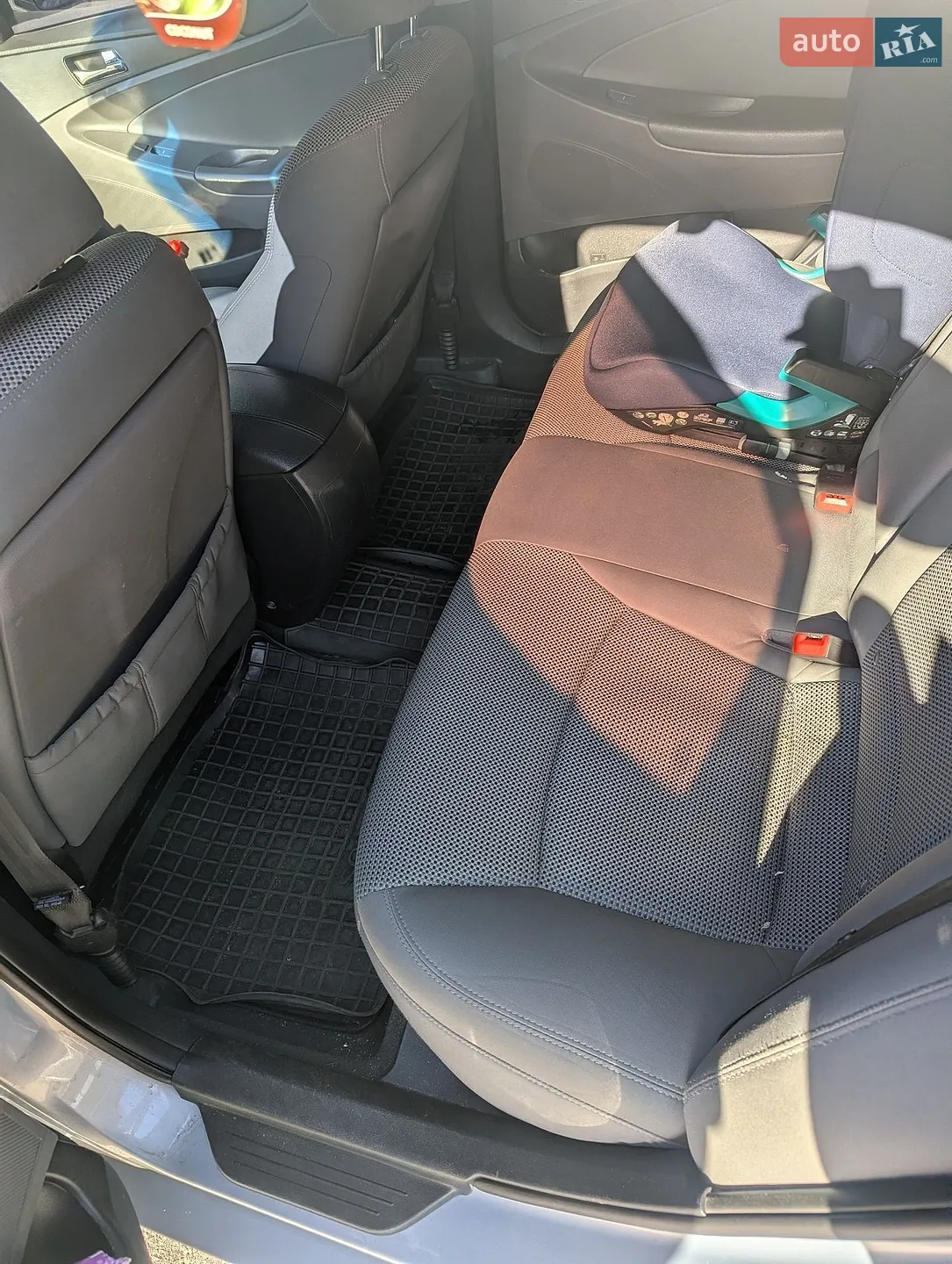 2011 Hyundai Sonata - мініатюра 9