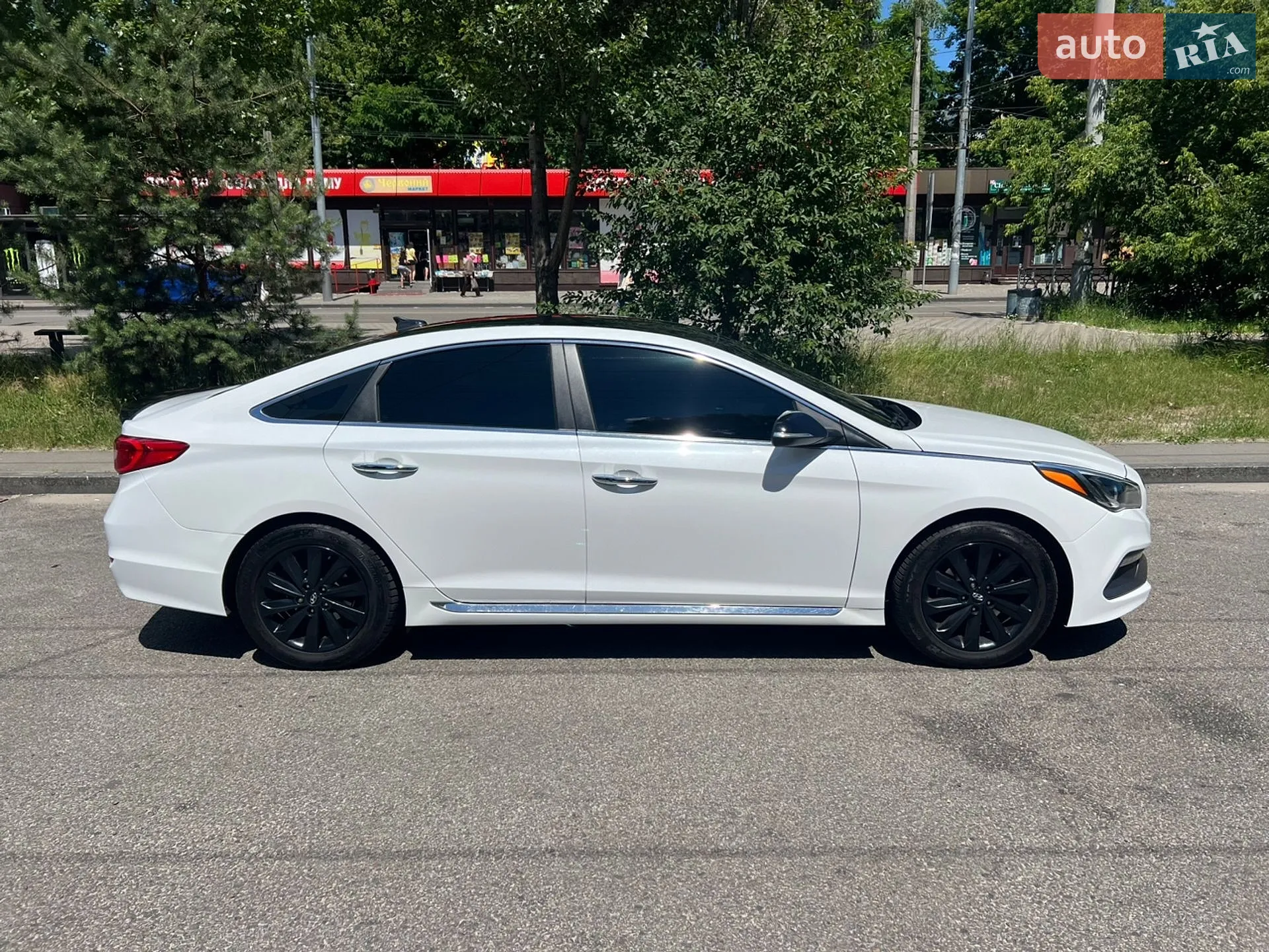2015 Hyundai Sonata - мініатюра 17