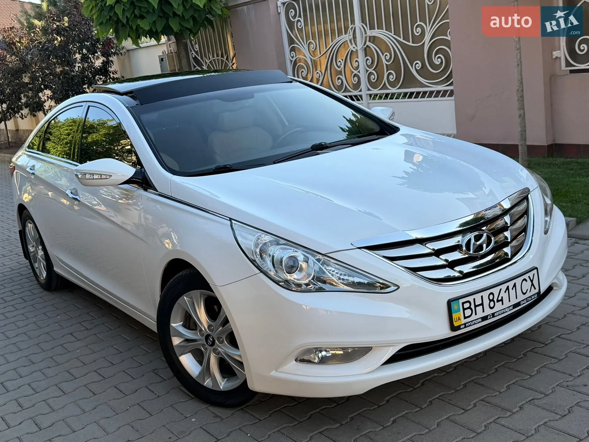 2010 Hyundai Sonata - мініатюра 4