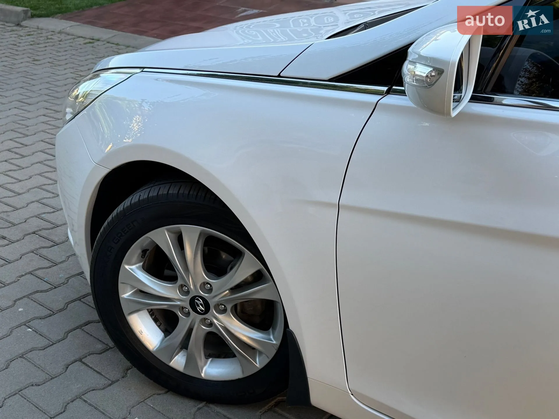 2010 Hyundai Sonata - мініатюра 34
