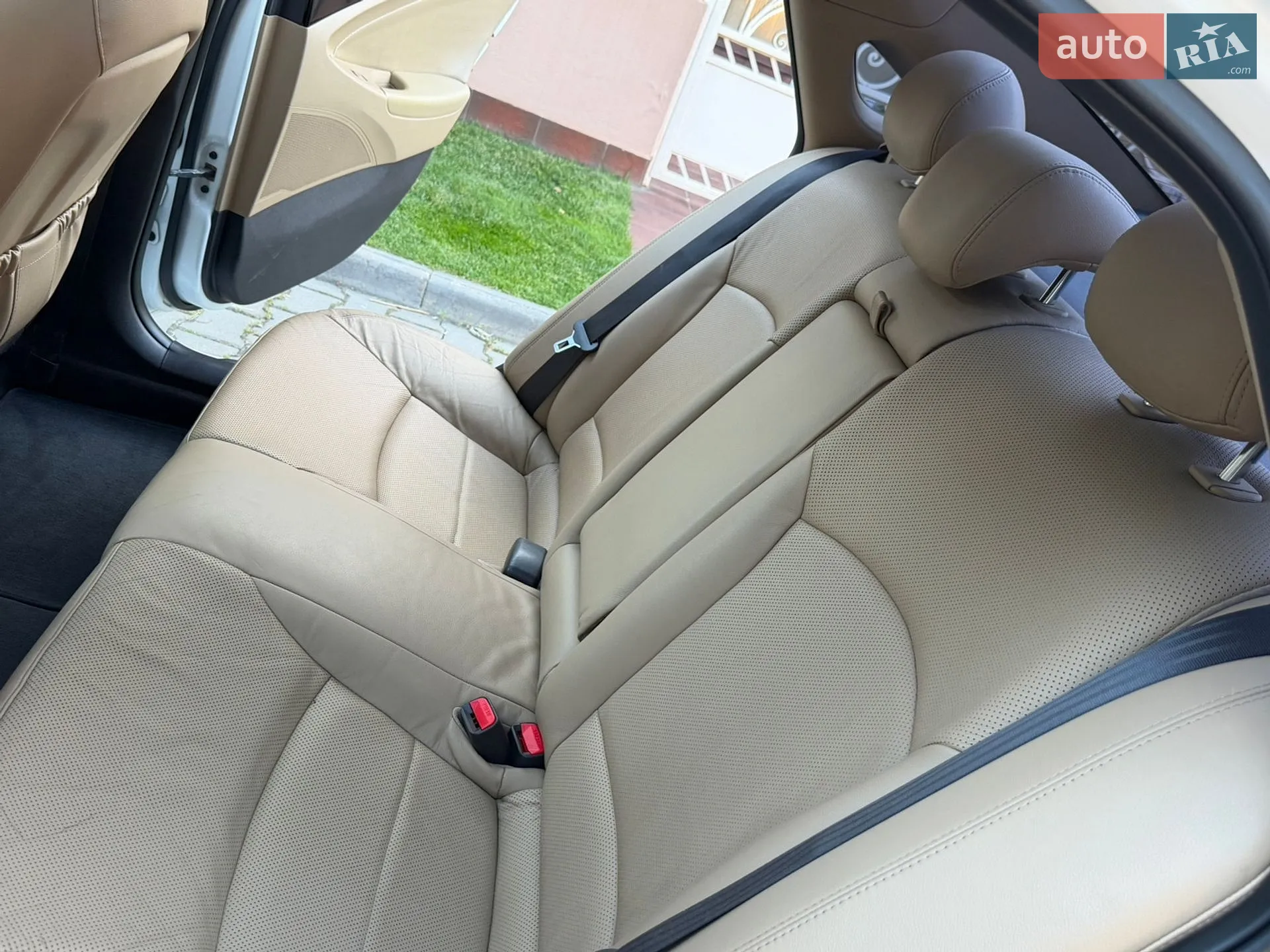 2010 Hyundai Sonata - мініатюра 57